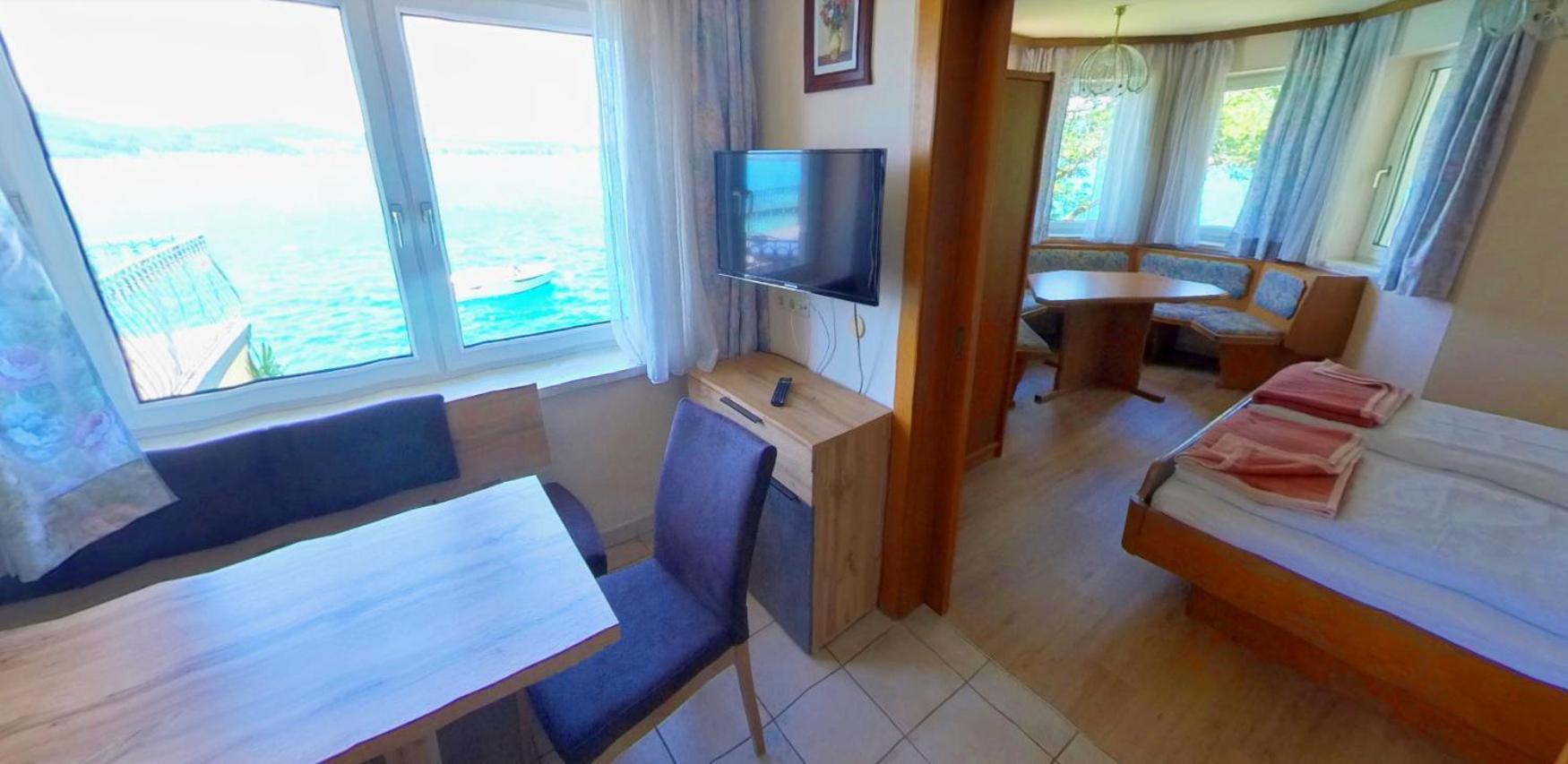 Gasthof Mit Seeterasse & Appartements Zur Landeroith ไวแร็กก์ ภายนอก รูปภาพ