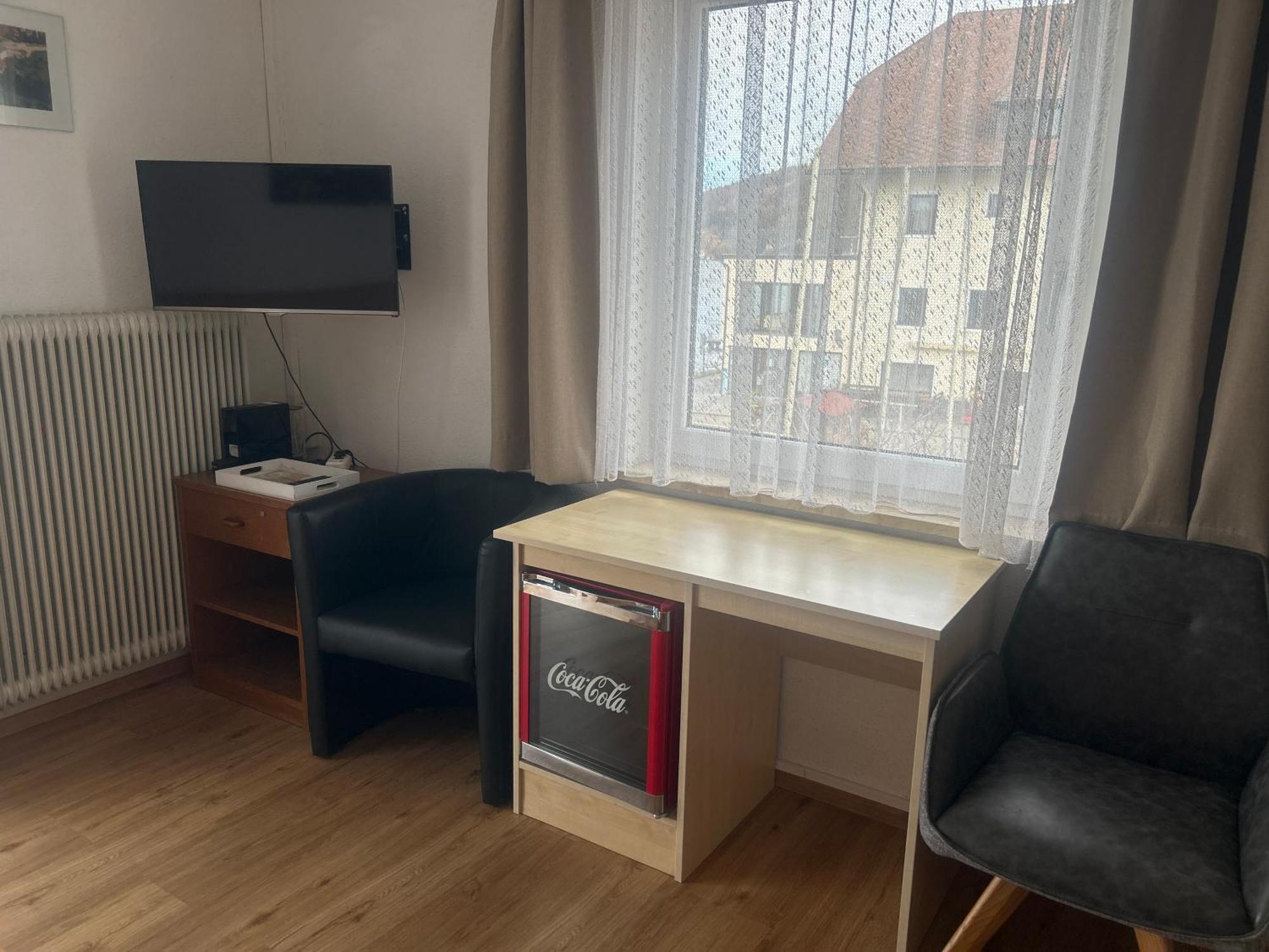 Gasthof Mit Seeterasse & Appartements Zur Landeroith ไวแร็กก์ ภายนอก รูปภาพ