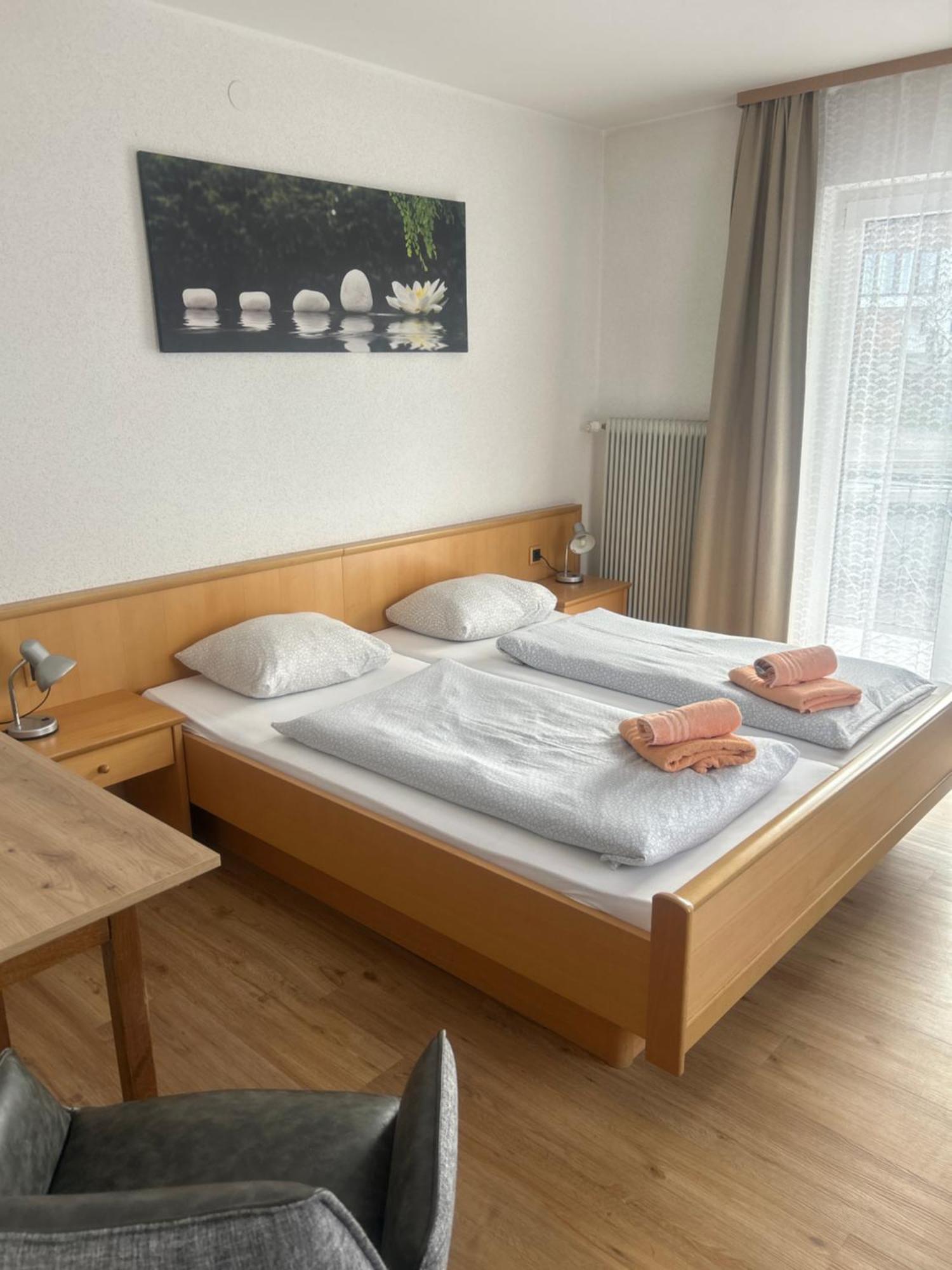 Gasthof Mit Seeterasse & Appartements Zur Landeroith ไวแร็กก์ ภายนอก รูปภาพ